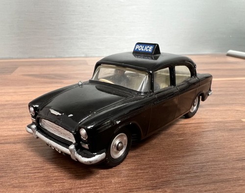Dinky humber hawk - humber,