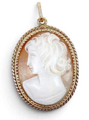 9ct gold cameo pendant 5gm - 9ct,