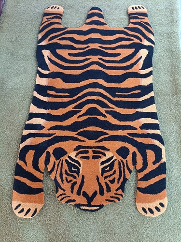 Tibetan tiger rugs 3x5 - 3x5, feet