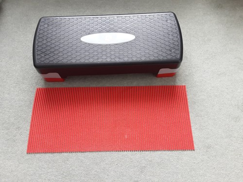 Strong structured aerobic step - strong,
