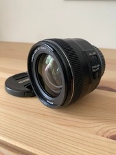 Canon EF 35mm f/2 IS USM Lens