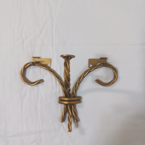 Twisted rope metal shelf - twisted,