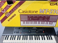 Casio Casiotone MT-210 Electronic Musical Keyboard WORKING with original box