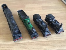 Job lot of 4 metal bodied OO Gauge kit locos.  Motors run.  Spares or repairs