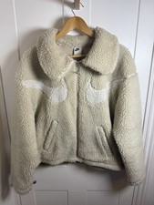 NIKE Swoosh Sherpa Fleece