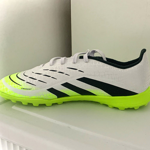 Adidas predator astro sole - adidas,