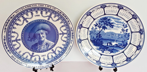 Pair wedgewood blue - of,