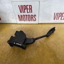 Vauxhall Corsa D Accelerator Throttle Pedal 55702021 Corsa E  1.0 1.2 1.3 1.4