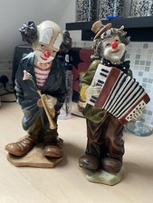 TWO  Leonardo Collection