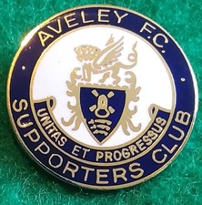 Aveley FC Supporters Club Enamel Badge (By Lapels) - ESSEX  NON-LEAGUE 