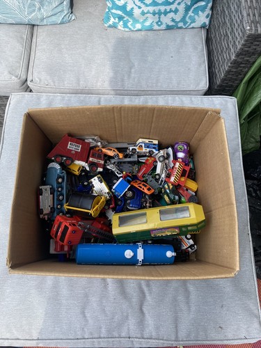 Diecast plastic toy car - diecast,