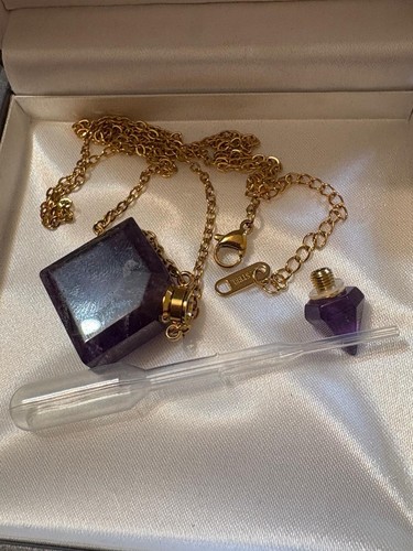 Purple quartz crystal - quartz, amethyst