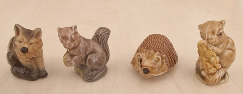 Job lot vintage wade - lot,