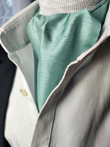 Men green satin - ascot, cravat
