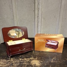 MELE? WOODEN MUSICAL JEWELLERY
