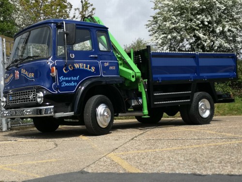Classic dropside tipper