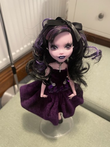 Monster high elissabat girl - monster,