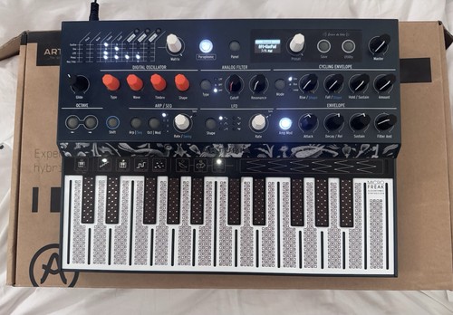 Arturia microfreak hybrid - microfreak,