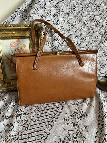 Vintage tan clip top - tan, handbag