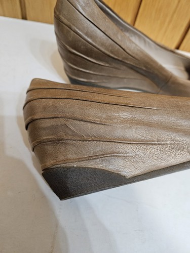 Hogl light brown leather wedge
