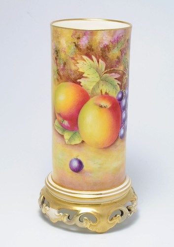 Royal worcester fruit vase - royal,