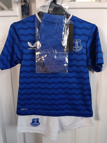 Everton castore age - everton,