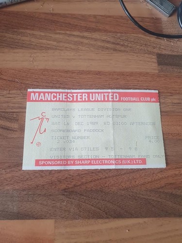Manchester united tottenham - manchester, v