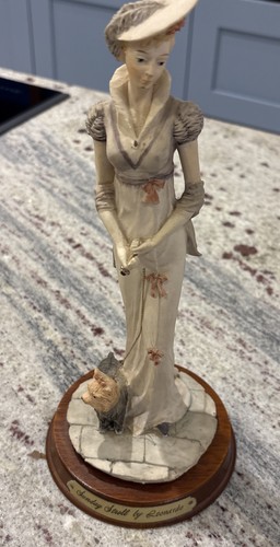 Vintage figurine sunday - figurine, "sunday