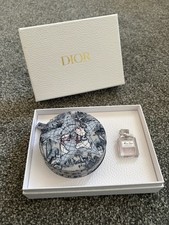 DIOR VIP Around the World Gift