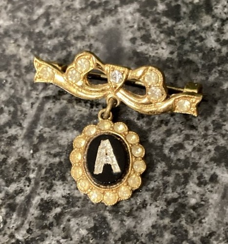 1950s letter goldtone - 1950s,