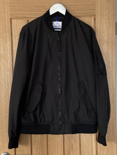 Bershka black zip - bershka,