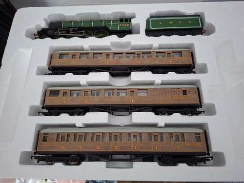 Hornby flying scotsman - flying,