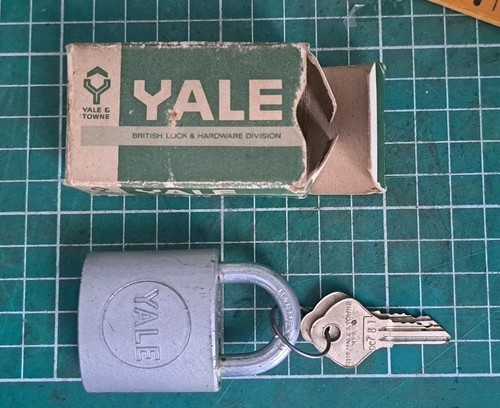 Vintage yale padlock in - vintage,