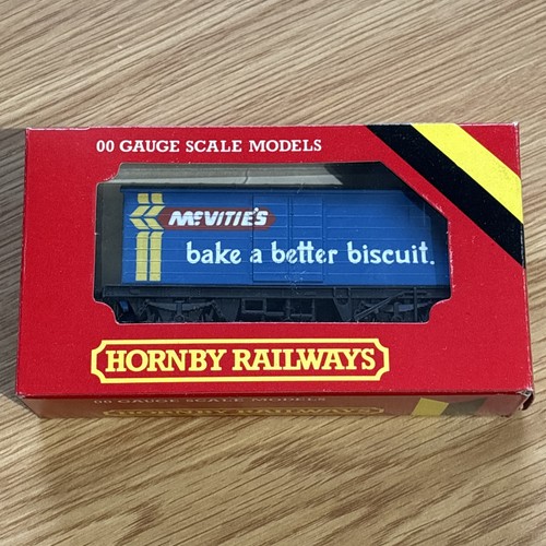 Hornby r727 gauge - gauge, mcvitie's