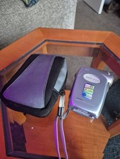 Vivitar DVR-210 Mpeg4 Digita Video Camera Recorder With Cable And Case