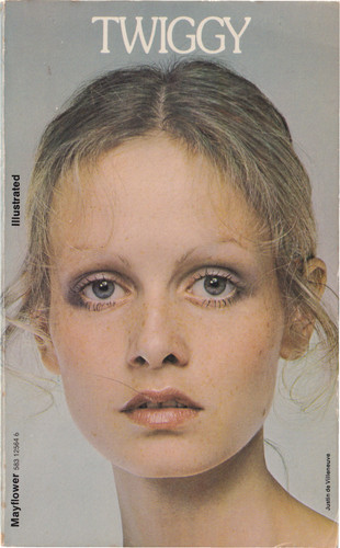 Twiggy mayflower - twiggy, by