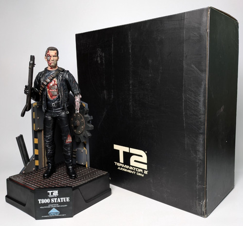 Battle damaged t800 statue - damaged,