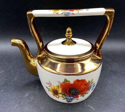 Arthur wood decorative - tea, pot