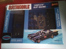 POLAR LIGHTS BATMOBILE SLOT