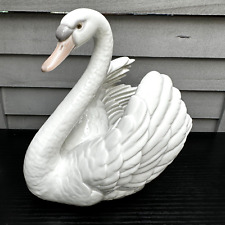 Vintage Large Lladro Swan with