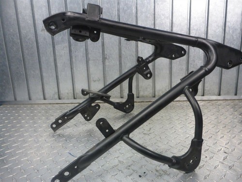 Triumph adventure 900 rear - 01,