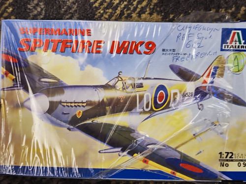 Italeri supermarine spitfire - italeri,
