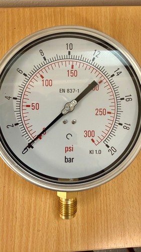 Pressure gauge en837 8 - bs, 3/8"