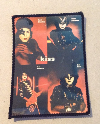 Kiss paul stanley gene - gene, simmons