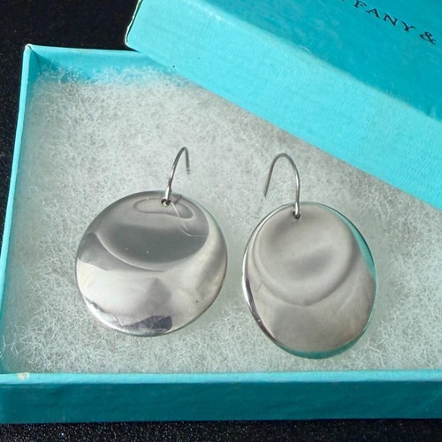 Excellent condition tiffany - excellent,