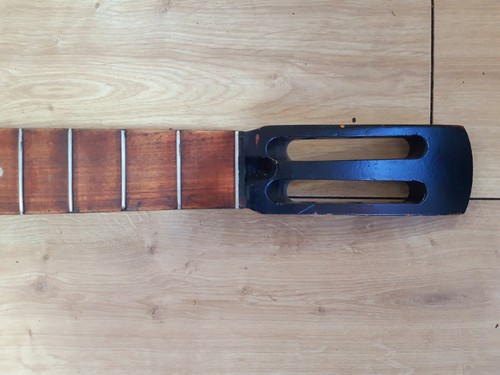Classical acoustic guitar - "classical, l