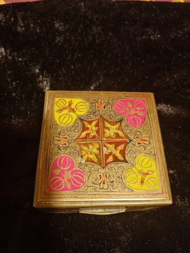 Beautiful vintage brass - beautiful,
