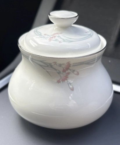 Royal doulton carnation - doulton,