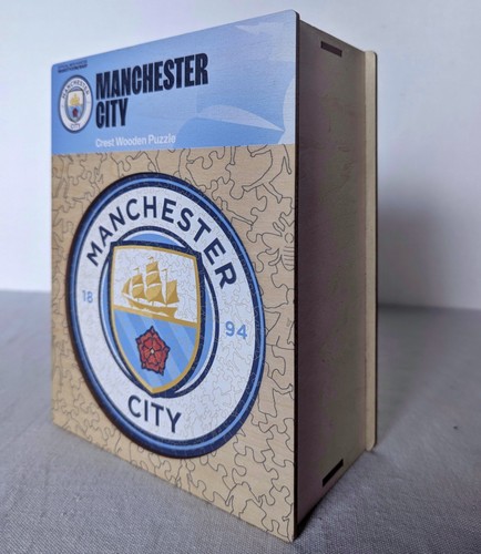 Official manchester city crest - manchester,