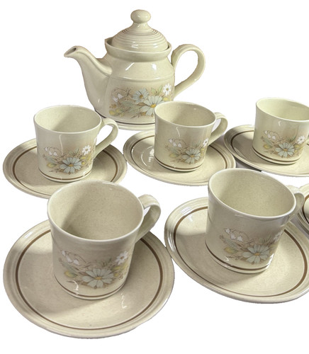 Royal doulton florinda tea set - royal,